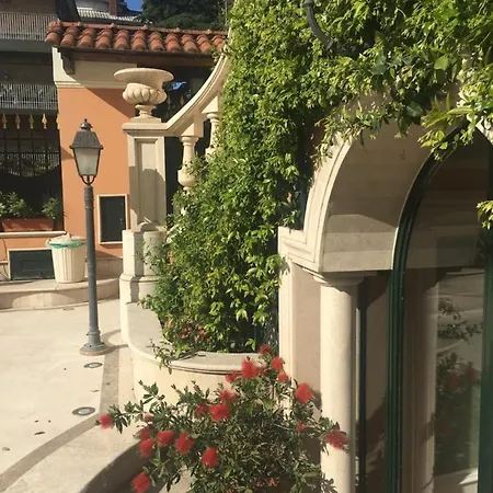 Villino Margherita Couette-café Rome